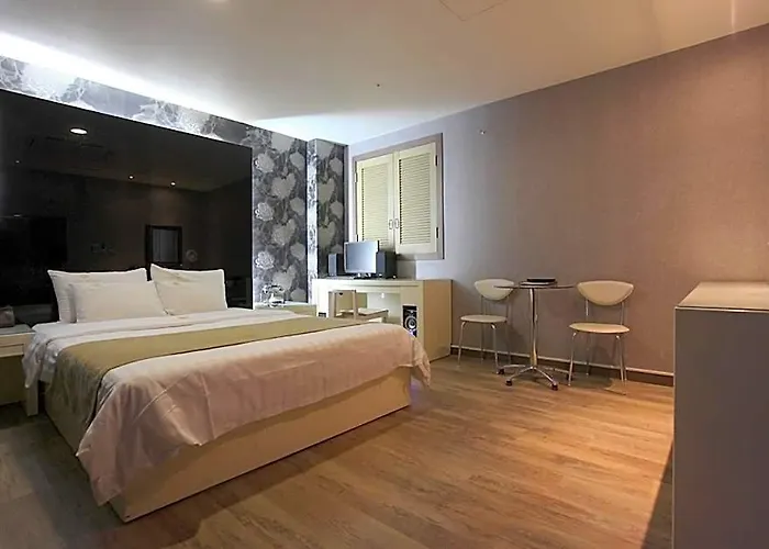 Palace Hotel 2*